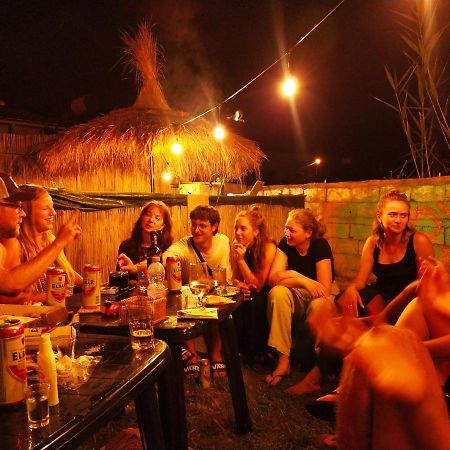 Pinegroove Hostel Vlora Zewnętrze zdjęcie