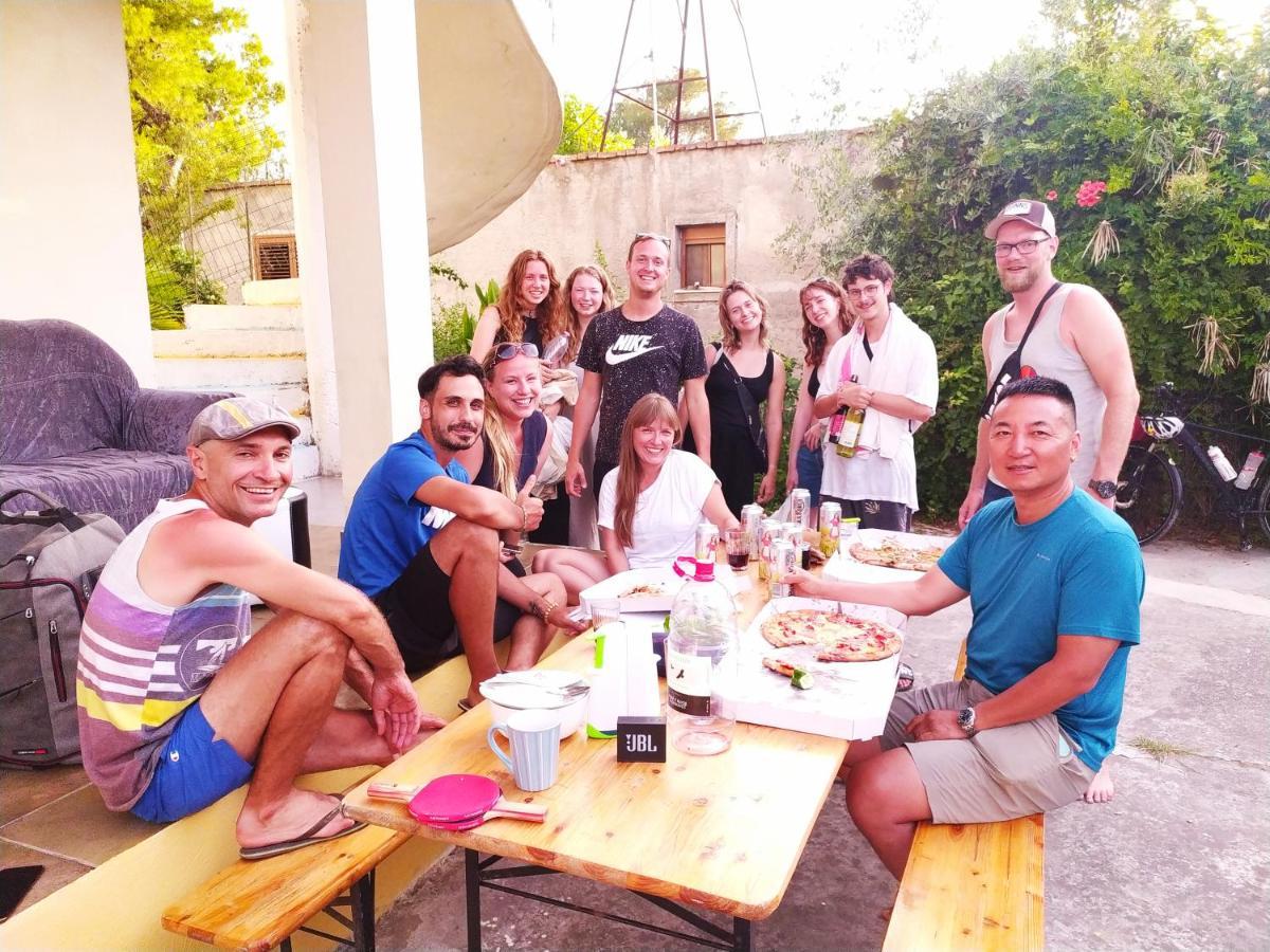Pinegroove Hostel Vlora Zewnętrze zdjęcie