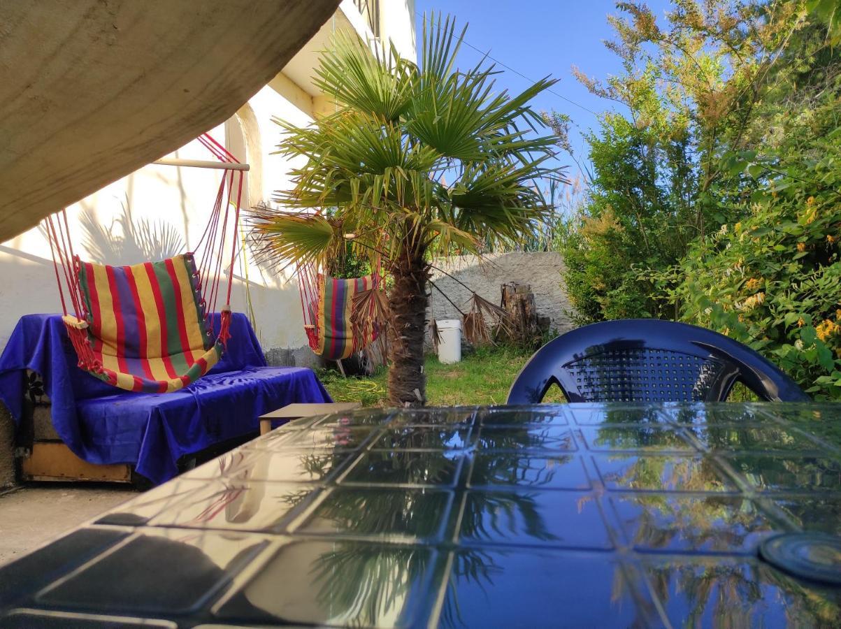 Pinegroove Hostel Vlora Zewnętrze zdjęcie