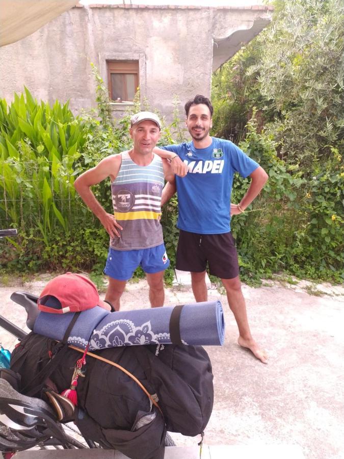 Pinegroove Hostel Vlora Zewnętrze zdjęcie
